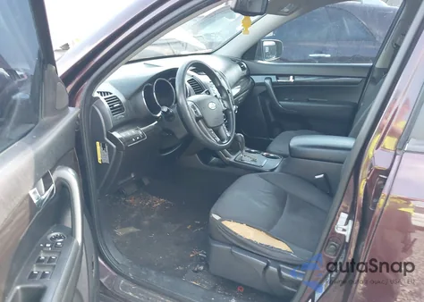 2011 Kia Sorento Lx z USA, uszkodzony, nr VIN 5XYKT4A18BG162227